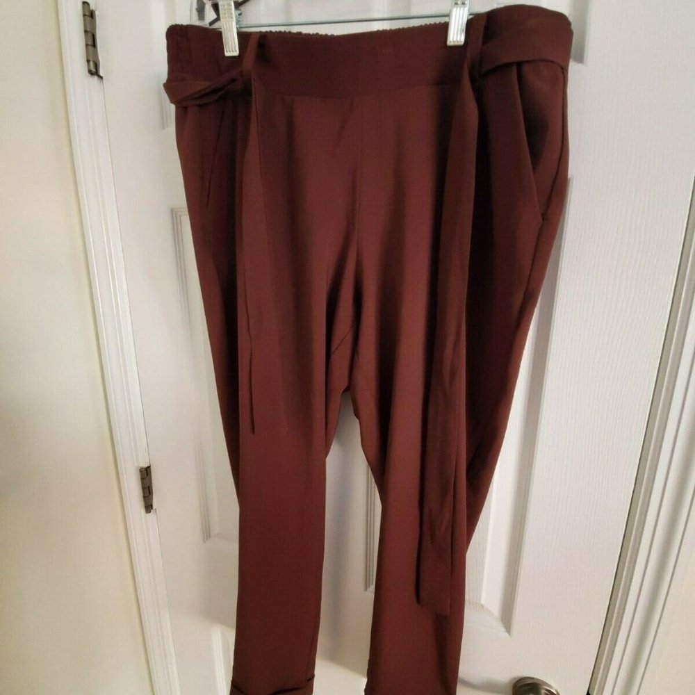 Torrid Womens EUC Plus Sz 0x Crepe SelfTie Taper Straight Leg Pant Raisin Brown - Picture 5 of 9